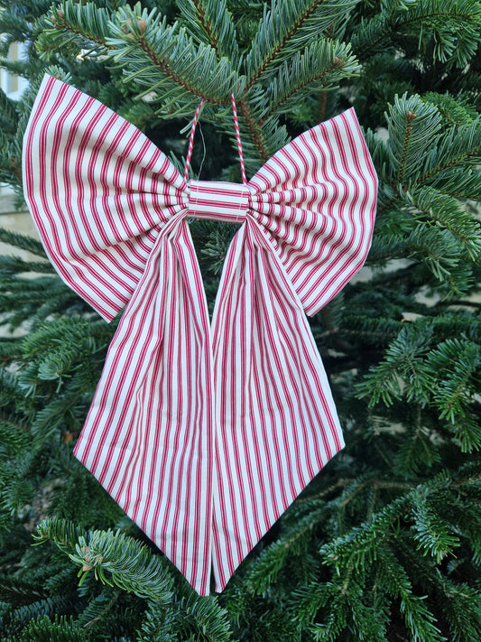 Red and White Medium Scandi Bow - pre-tied